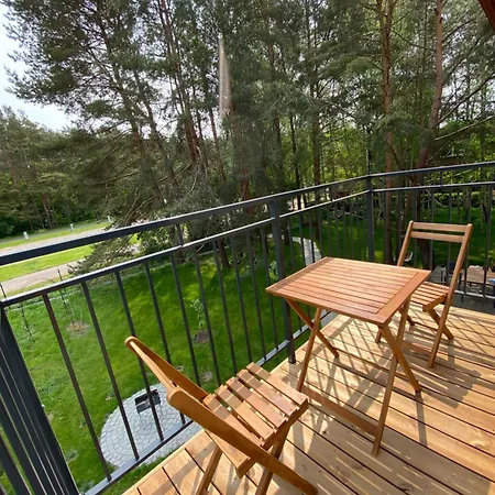 4 Winds Eurus Апартаменти Паланга